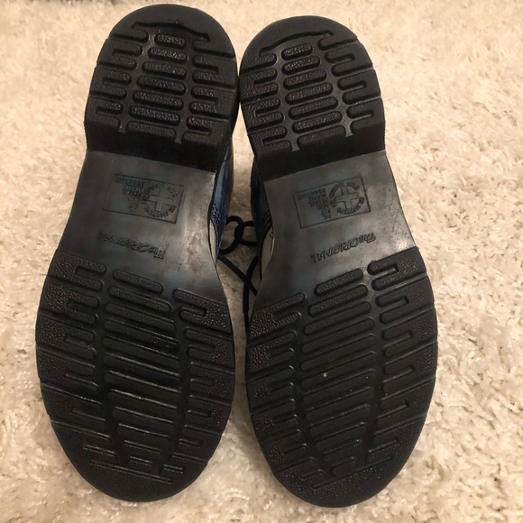 Dr. Martens Willow Cristal Suede - Picture 5 of 8